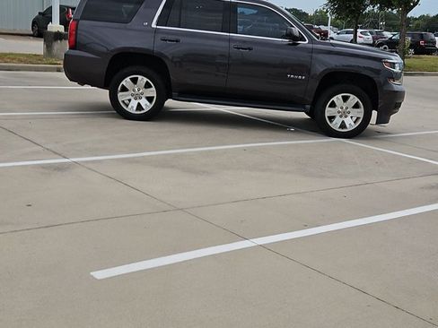 Used 2017 Chevrolet Tahoe LT RWD image 4