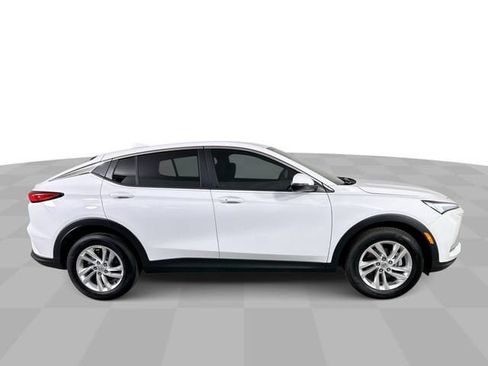 New 2026 Buick Envista Preferred w/ Convenience I Package FWD image 10