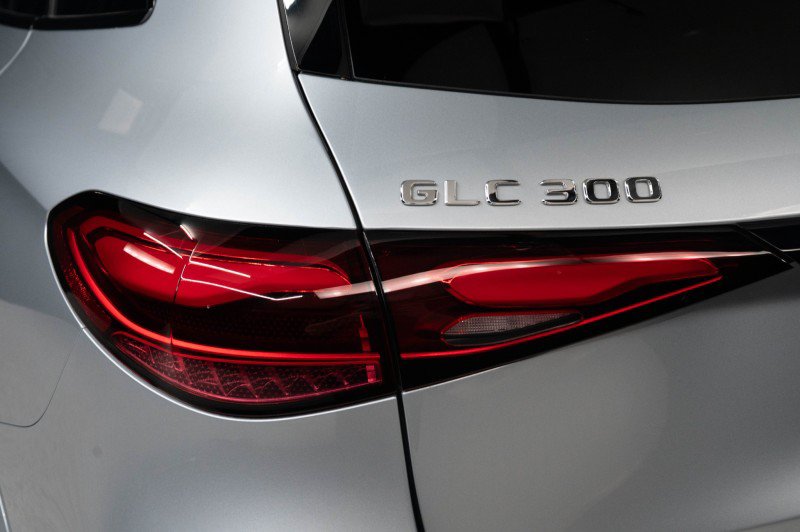 Certified 2026 Mercedes-Benz GLC 300 image 9