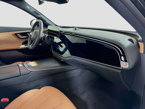 New 2026 Mercedes-Benz E 450 4MATIC Sedan image 32
