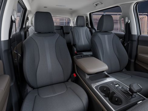 New 2027 Kia Carnival LX FWD image 15