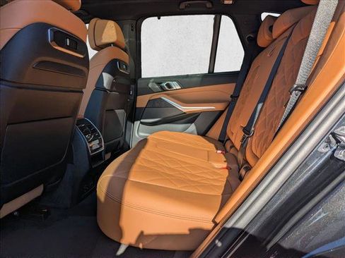 New 2026 BMW X5 xDrive50e w/ Executive Package image 17