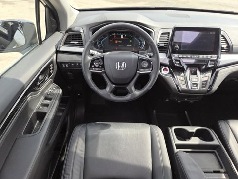Used 2023 Honda Odyssey Touring image 28