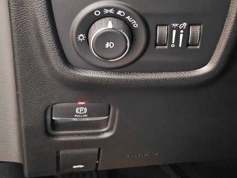 New 2025 Jeep Grand Cherokee Limited image 28