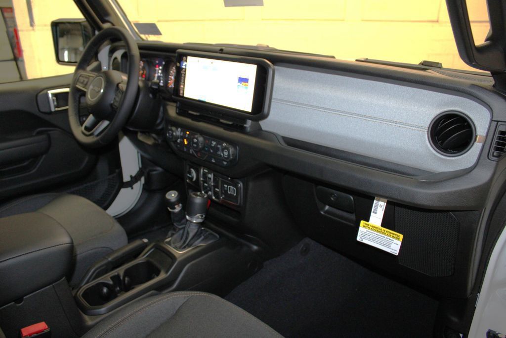 New 2026 Jeep Gladiator Sport AWD/4WD image 26
