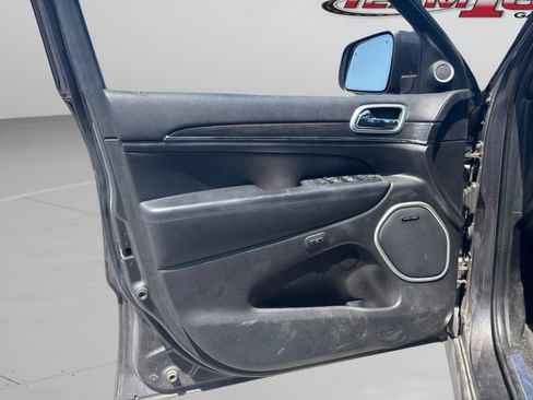 Used 2015 Jeep Grand Cherokee High Altitude AWD/4WD image 16