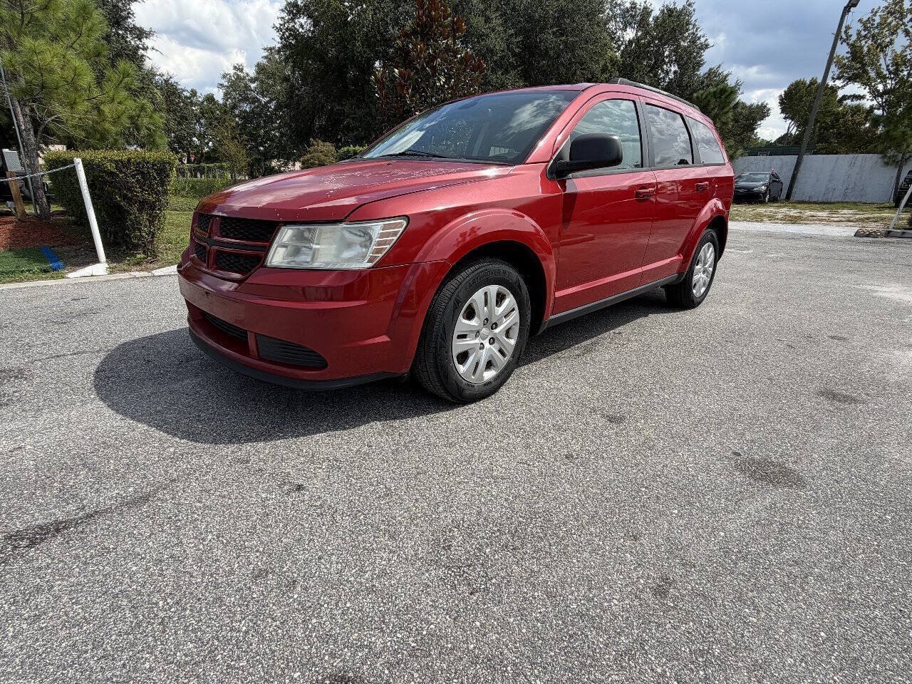 Used 2018 Dodge Journey SE FWD image 3