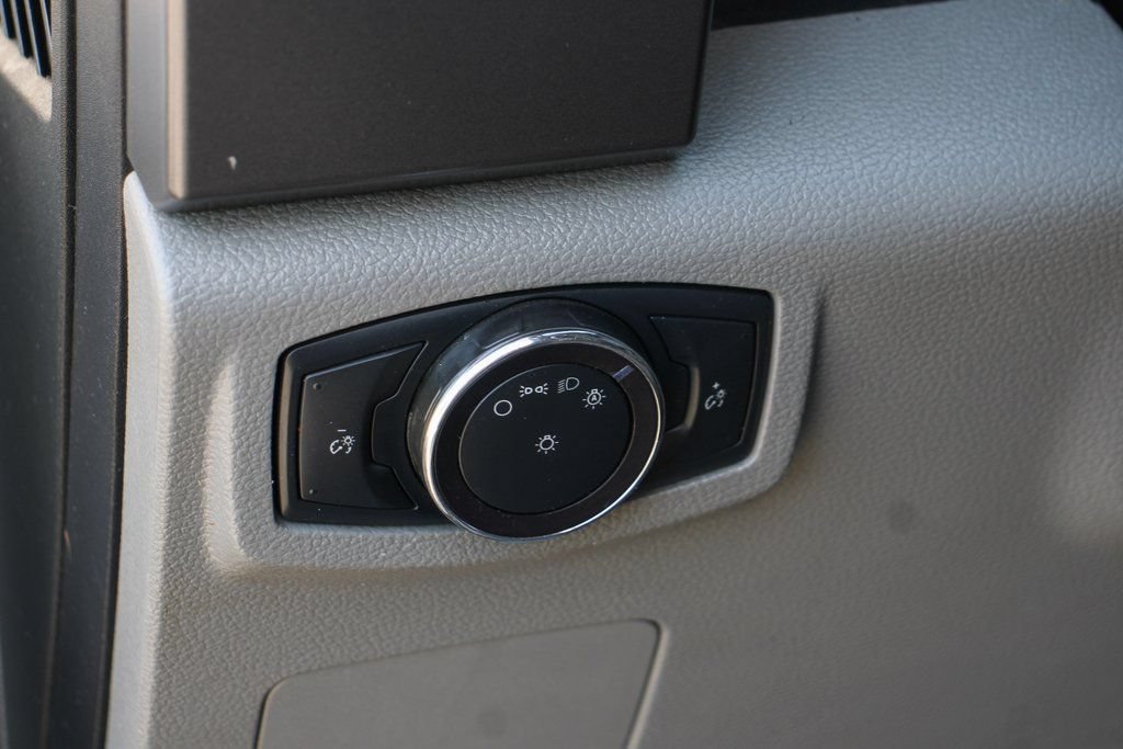 Used 2019 Ford F550 4x4 Crew Cab Super Duty image 19