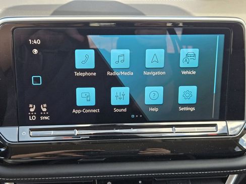 New 2026 Volkswagen Atlas SE image 14