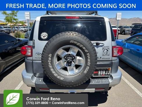 Used 2010 Toyota FJ Cruiser 4WD image 6