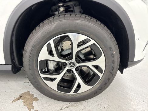 New 2026 Mercedes-Benz GLC 350e 4MATIC image 12