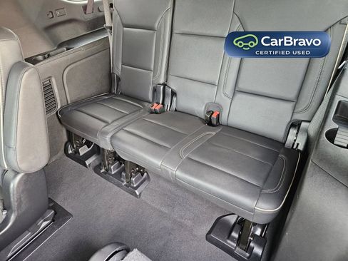 Certified 2025 Chevrolet Suburban Premier AWD/4WD image 34