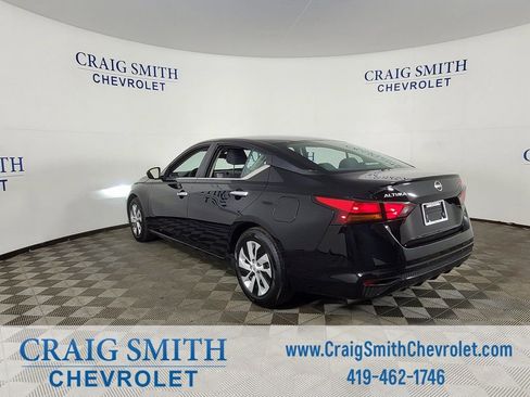 Used 2024 Nissan Altima 2.5 S image 11