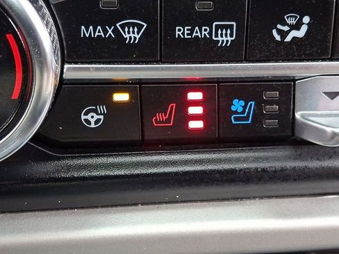 Used 2023 Ford Expedition Limited image 28