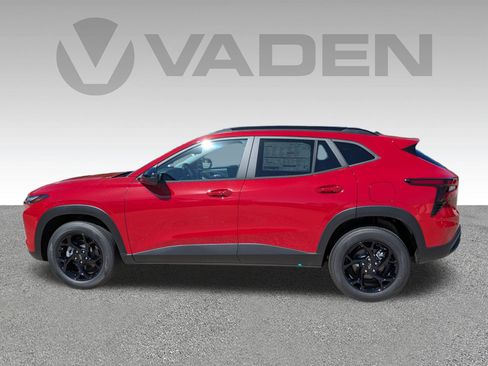 New 2026 Chevrolet Trax LT w/ Driver Confidence Package image 25