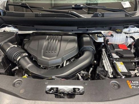 Used 2025 Buick Enclave Sport Touring image 29