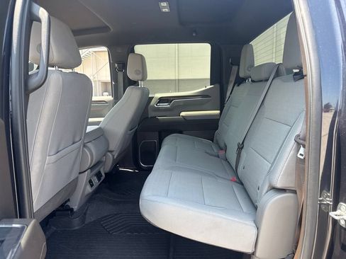 Used 2023 Chevrolet Silverado 1500 RST AWD/4WD image 15