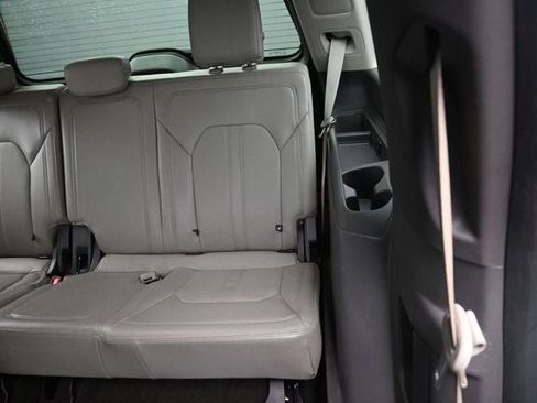 Used 2021 Ford Expedition Limited AWD/4WD image 25