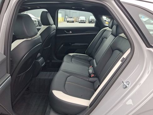 Used 2025 Kia K5 GT-Line w/ GT-Line Premium Package AWD/4WD image 10