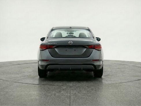 Used 2025 Nissan Sentra SV image 7