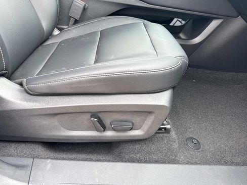 Used 2025 Nissan Murano SL AWD/4WD image 23