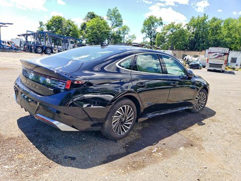 Used 2025 Hyundai Sonata Limited FWD image 4