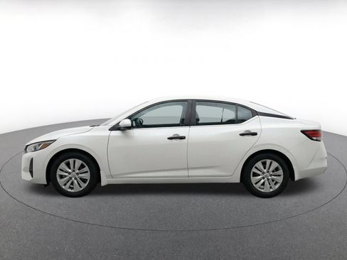Used 2025 Nissan Sentra S FWD image 4