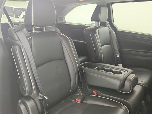 Used 2024 Honda Odyssey Elite image 37