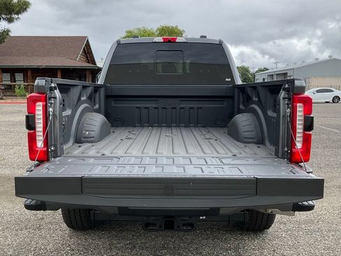 New 2026 Ford F250 Lariat w/ Black Appearance Package AWD/4WD image 20