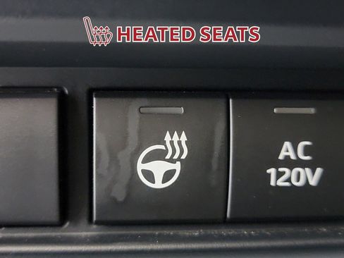 Used 2024 Toyota Tundra Limited image 30