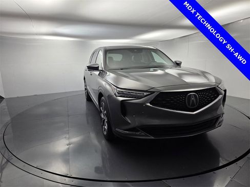 Used 2023 Acura MDX SH-AWD w/ Technology Package image 3