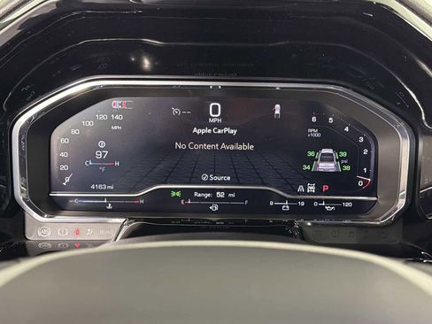 Used 2025 GMC Sierra 1500 Elevation image 25