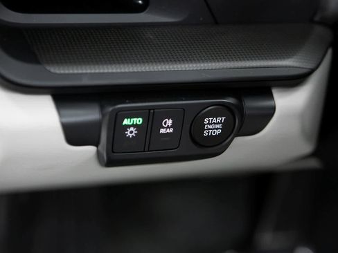 Certified 2025 Porsche 911 Carrera image 20