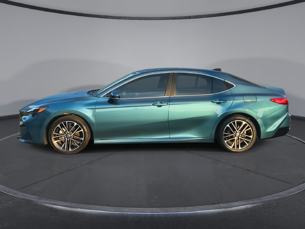 Certified 2025 Toyota Camry XLE FWD image 5