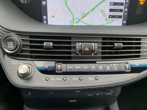 Used 2018 Lexus LS 500 AWD image 29