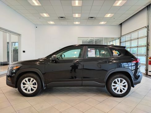 Used 2026 Toyota Corolla Cross L FWD image 6