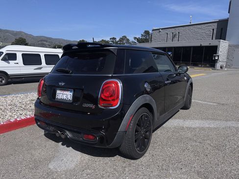 Used 2017 MINI Cooper S FWD image 6