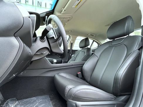 New 2026 Genesis G70 2.5T image 10