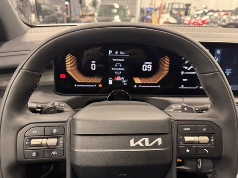 New 2027 Kia Telluride S w/ Towing Package FWD image 23