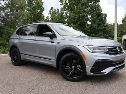 Certified 2023 Volkswagen Tiguan SE R-Line
