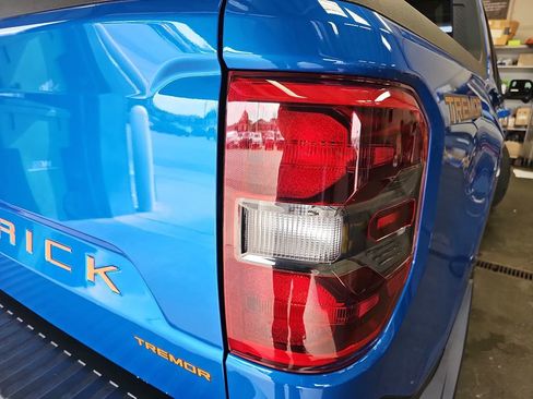 Used 2025 Ford Maverick Tremor AWD/4WD image 32