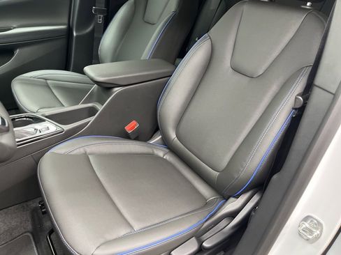 New 2026 Buick Encore GX Sport Touring image 8