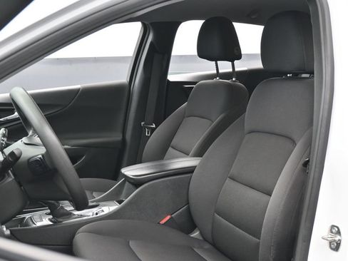 Used 2024 Chevrolet Malibu LT FWD image 10