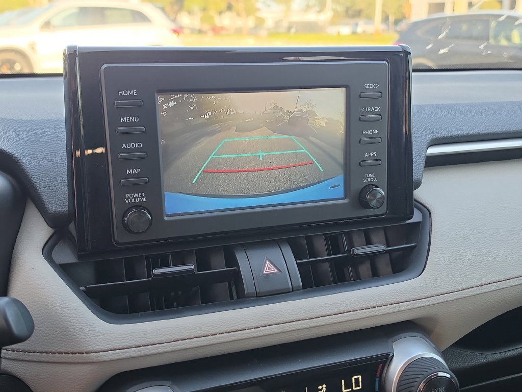 Used 2019 Toyota RAV4 XLE FWD image 23