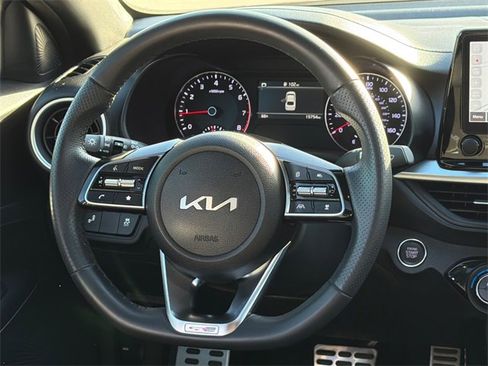 Used 2024 Kia Forte GT-Line w/ GT-Line Premium Package image 14