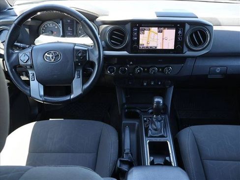 Used 2019 Toyota Tacoma TRD Off-Road AWD/4WD image 23