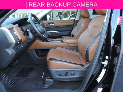 Certified 2024 Nissan Pathfinder Platinum image 17