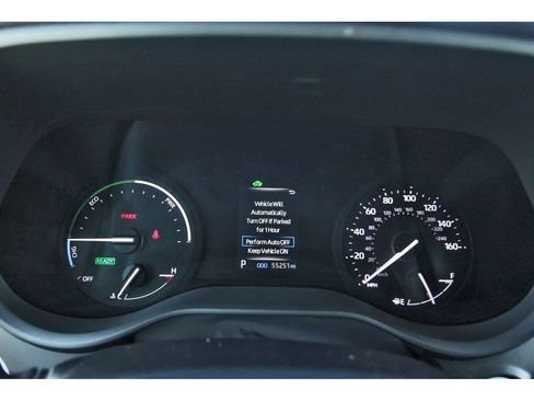 Used 2024 Toyota Sienna XLE image 8