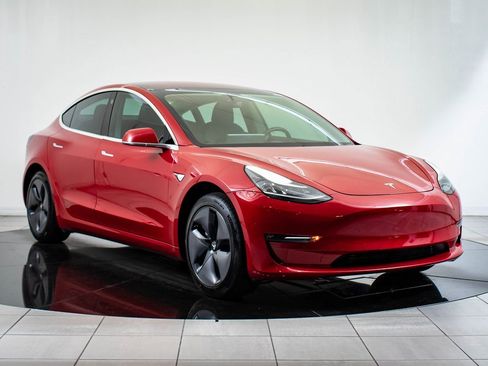 Used 2018 Tesla Model 3 Long Range image 5