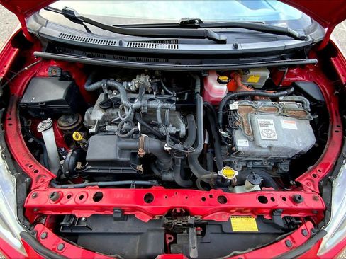 Used 2015 Toyota Prius C Two w/ Preferred Accessory Package image 28